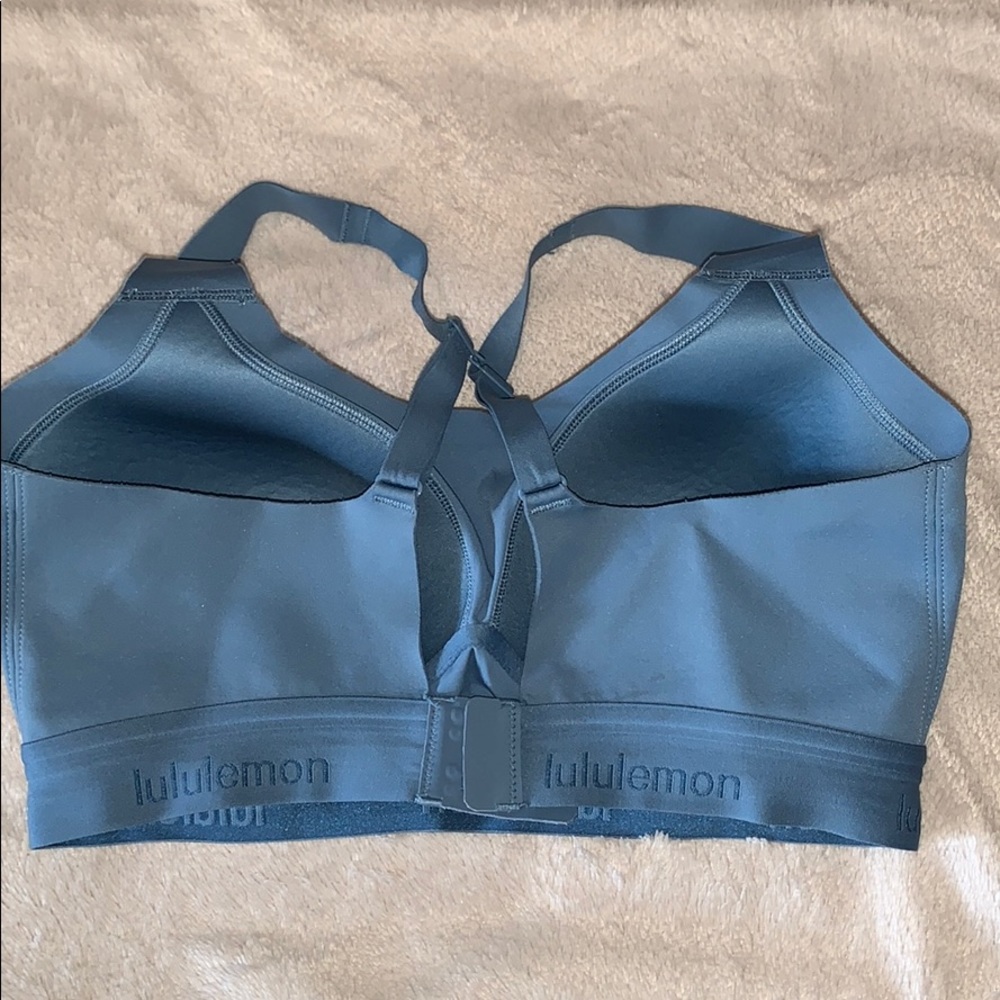 🍋 Lululemon Bra - Picture 4 of 4